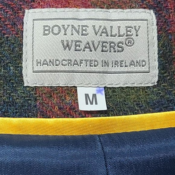 BOYNE VALLEY WEAVERS Plaid Wool Jacket/Cape – Made in Ireland, Pure Elegance! - Picture 7 of 11